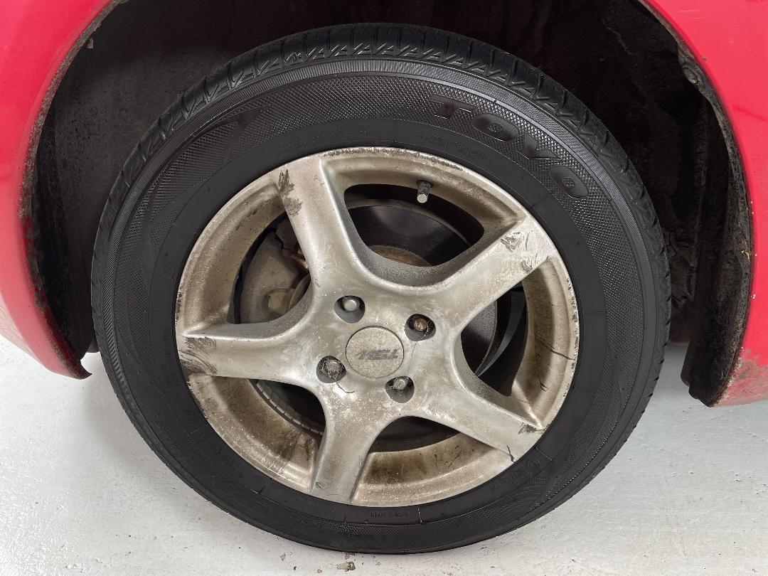 Photo '10' of Toyota Yaris