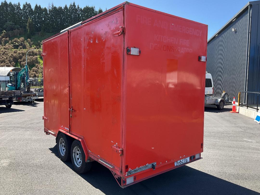 Photo '7' of Trailer Demo Box Body - Tandem