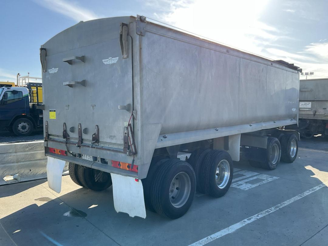 Photo '3' of TRANSPORT TRAILERS 4A TIPPING TRAILER Tipper Trailer Photo '3' of TRANSPORT TRAILERS 4A TIPPING TRAILER Tipper Trailer