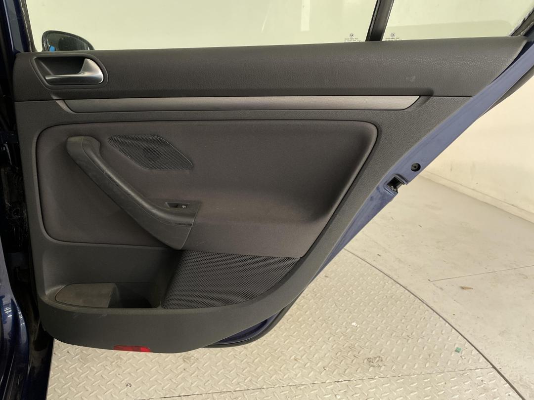 Photo '19' of Volkswagen Golf Photo '19' of Volkswagen Golf