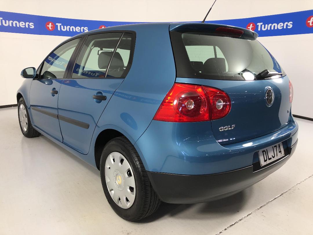 Photo '5' of Volkswagen Golf