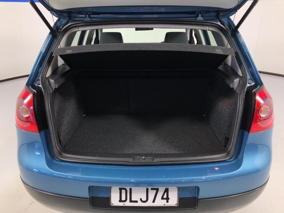 Photo '14' of Volkswagen Golf