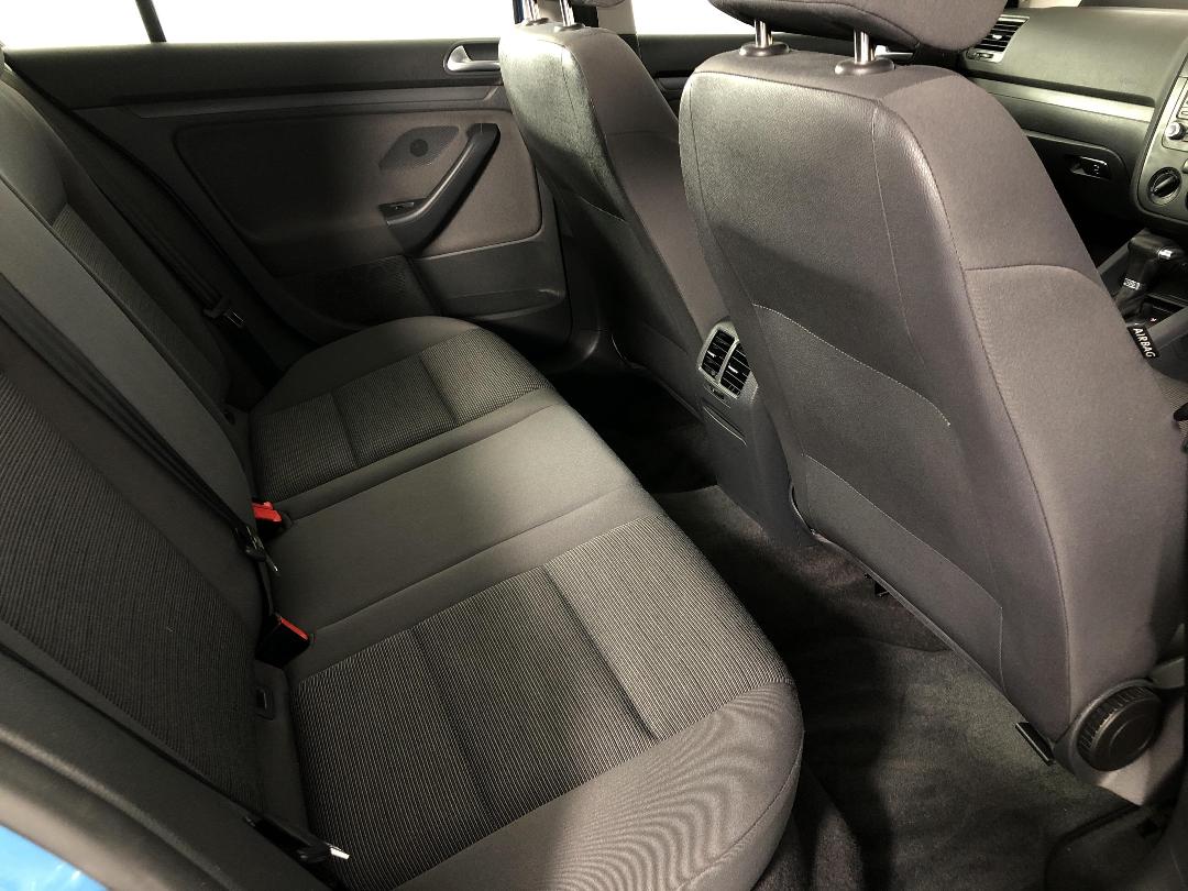 Photo '20' of Volkswagen Golf