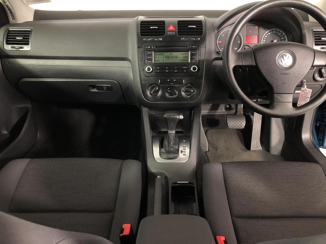 Photo '17' of Volkswagen Golf