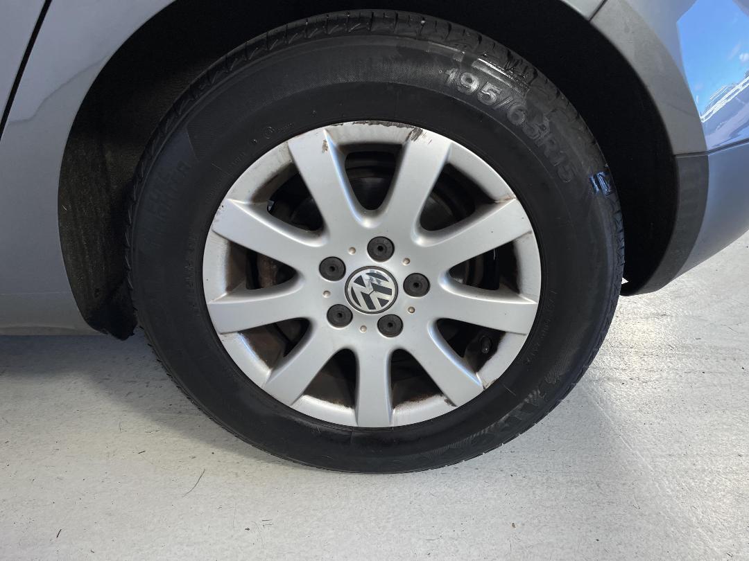 Photo '11' of Volkswagen Golf