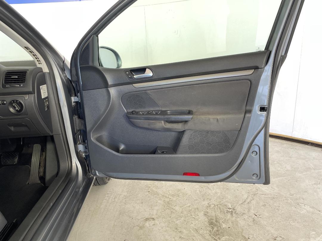 Photo '15' of Volkswagen Golf