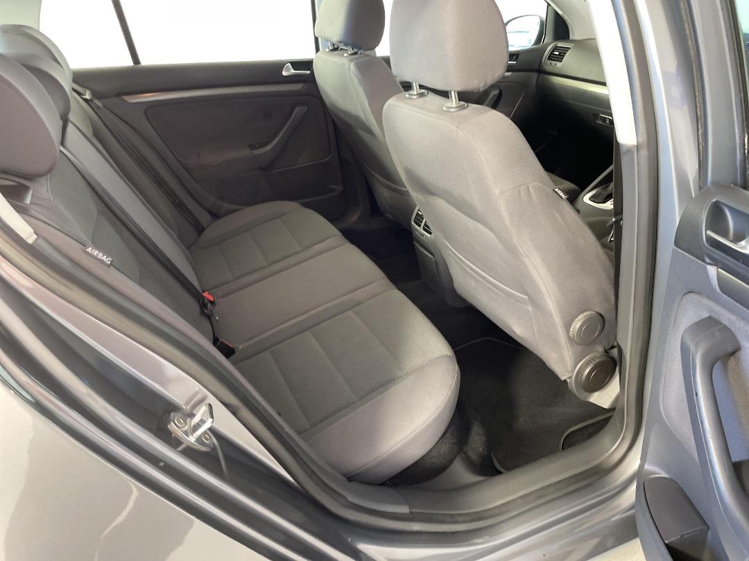 Photo '20' of Volkswagen Golf