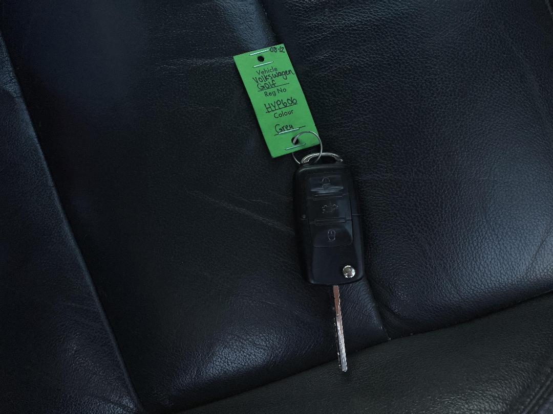 Photo '20' of Volkswagen Golf Photo '20' of Volkswagen Golf