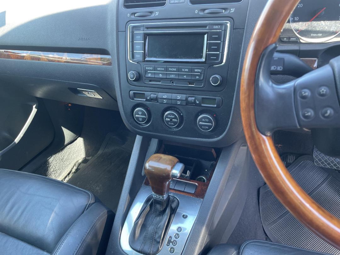 Photo '16' of Volkswagen Golf Photo '16' of Volkswagen Golf