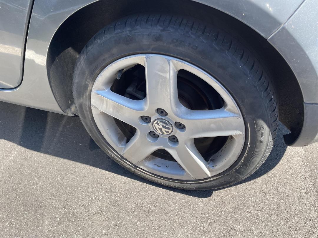 Photo '9' of Volkswagen Golf Photo '9' of Volkswagen Golf