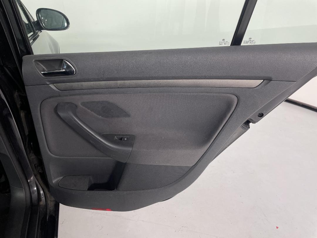 Photo '19' of Volkswagen Golf Photo '19' of Volkswagen Golf