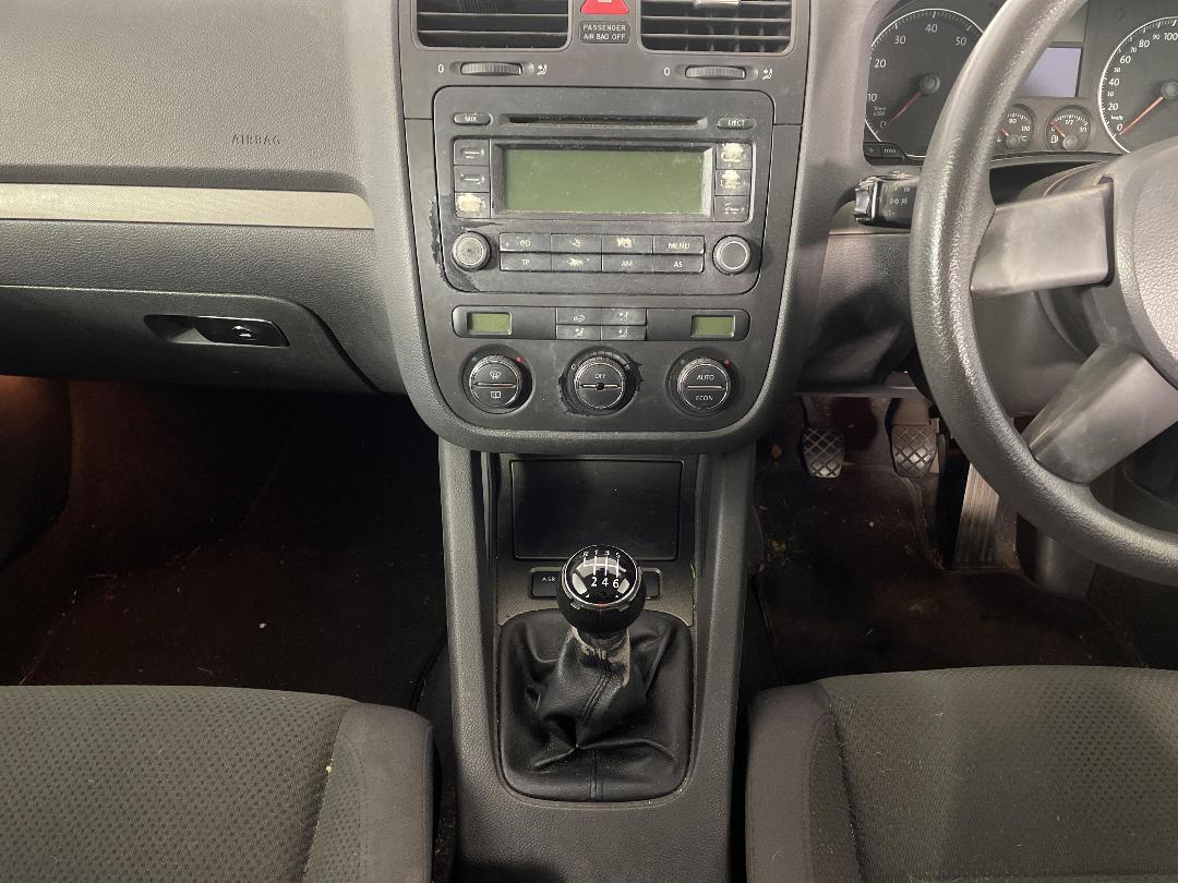 Photo '18' of Volkswagen Golf Photo '18' of Volkswagen Golf