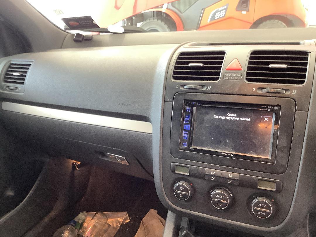 Photo '17' of Volkswagen Golf Photo '17' of Volkswagen Golf