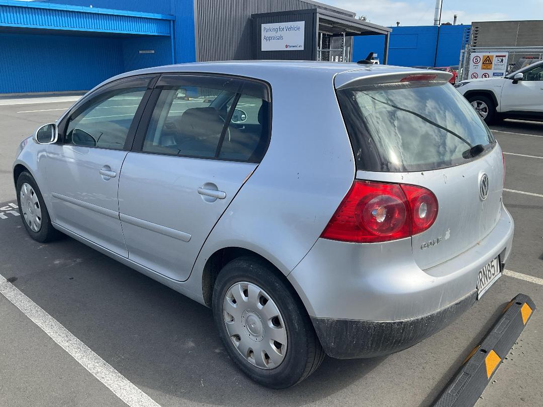 Photo '3' of Volkswagen Golf FSI Photo '3' of Volkswagen Golf FSI