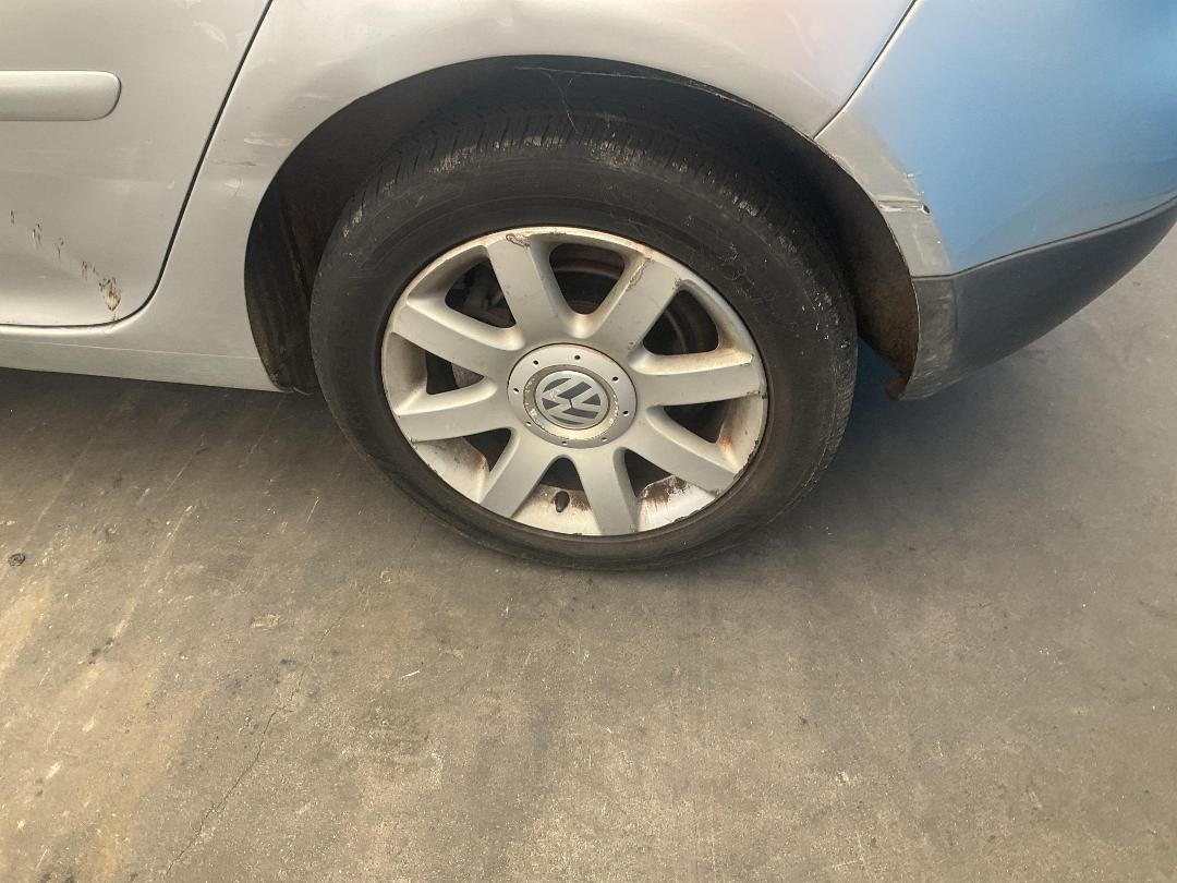 Photo '16' of Volkswagen Golf Photo '16' of Volkswagen Golf