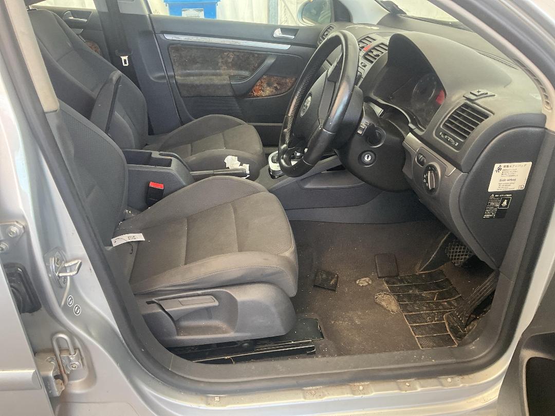 Photo '27' of Volkswagen Golf Photo '27' of Volkswagen Golf