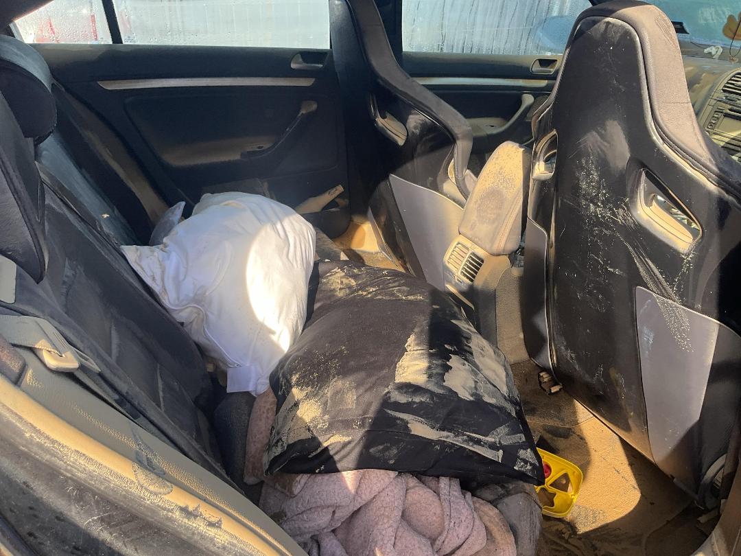 Photo '8' of Volkswagen Golf R32 V6 4M