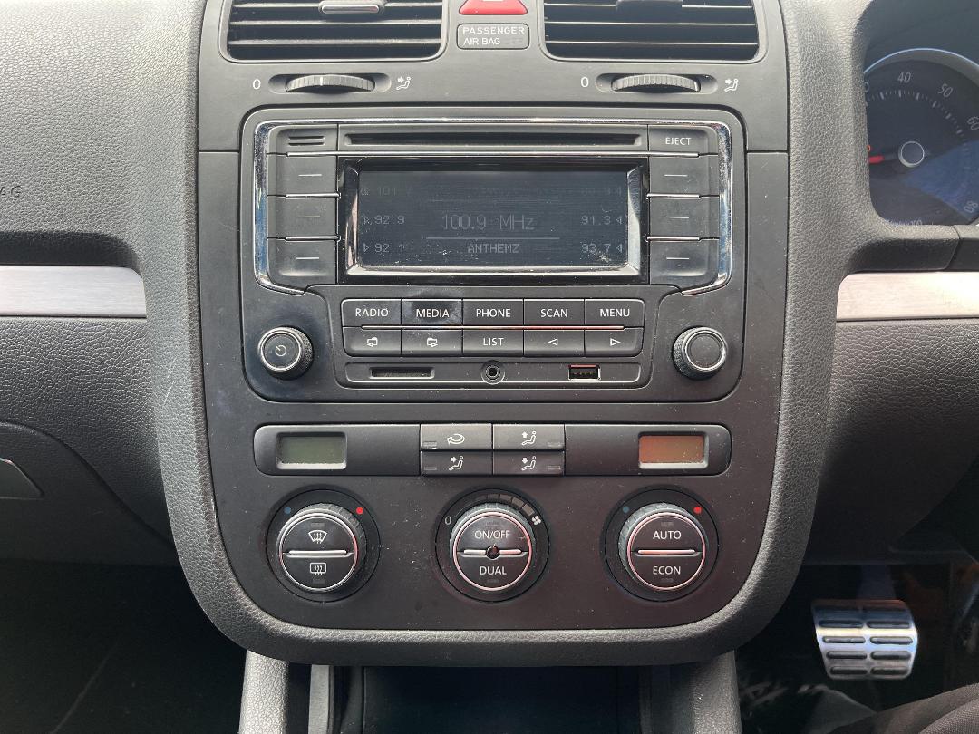 Photo '20' of Volkswagen Golf T GTI