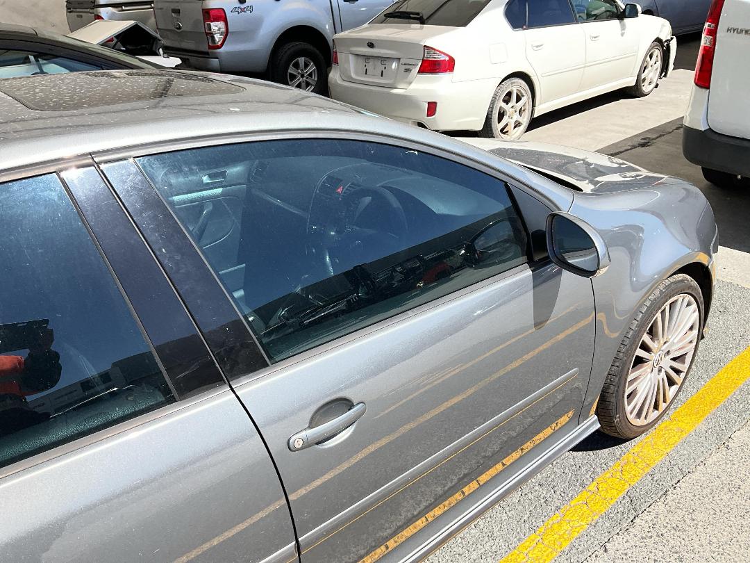 Photo '15' of Volkswagen Golf R32 V6 4M