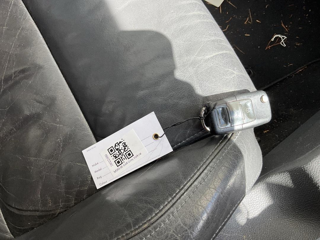 Photo '20' of Volkswagen Golf R32 V6 4M