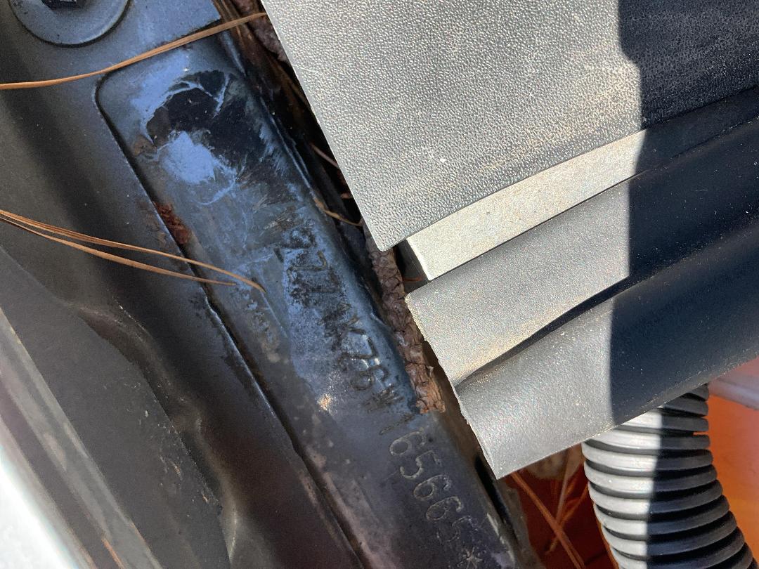 Photo '17' of Volkswagen Golf R32 V6 4M