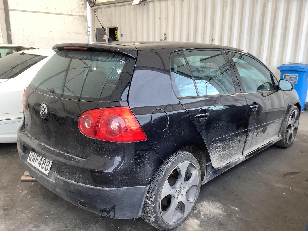 Photo '5' of Volkswagen Golf T GTI