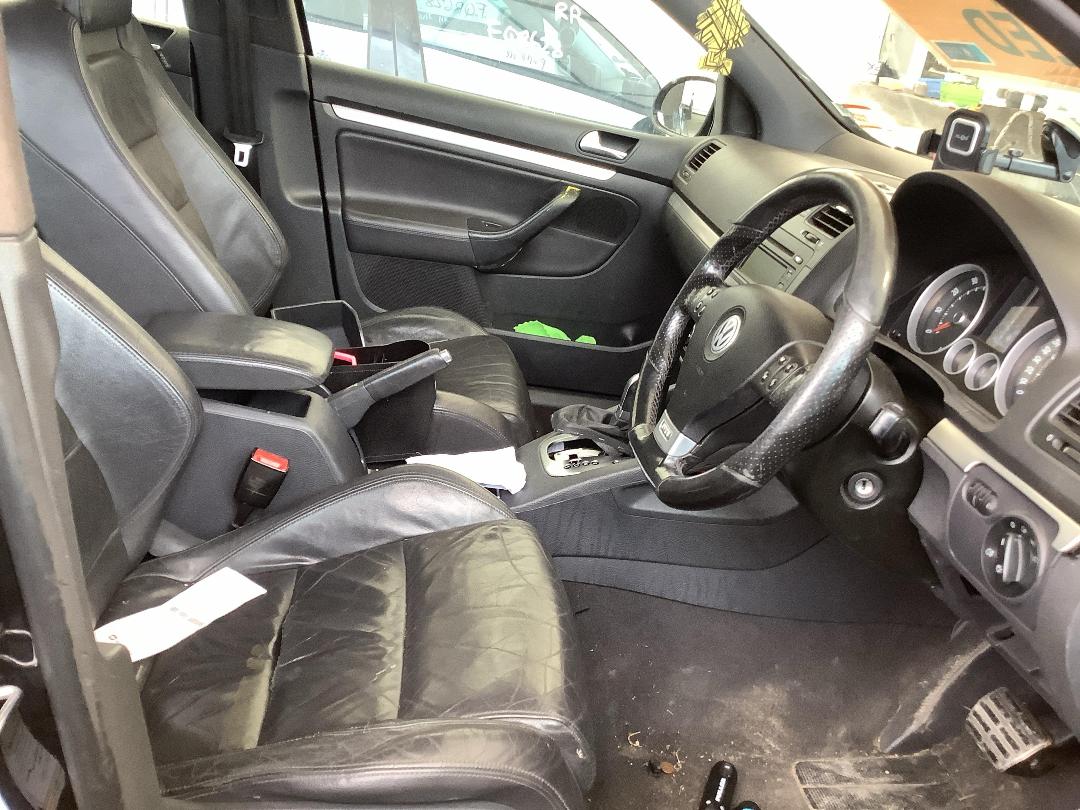 Photo '10' of Volkswagen Golf T GTI