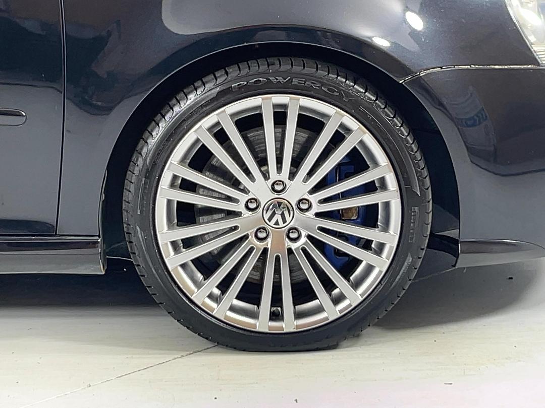 Photo '9' of Volkswagen Golf