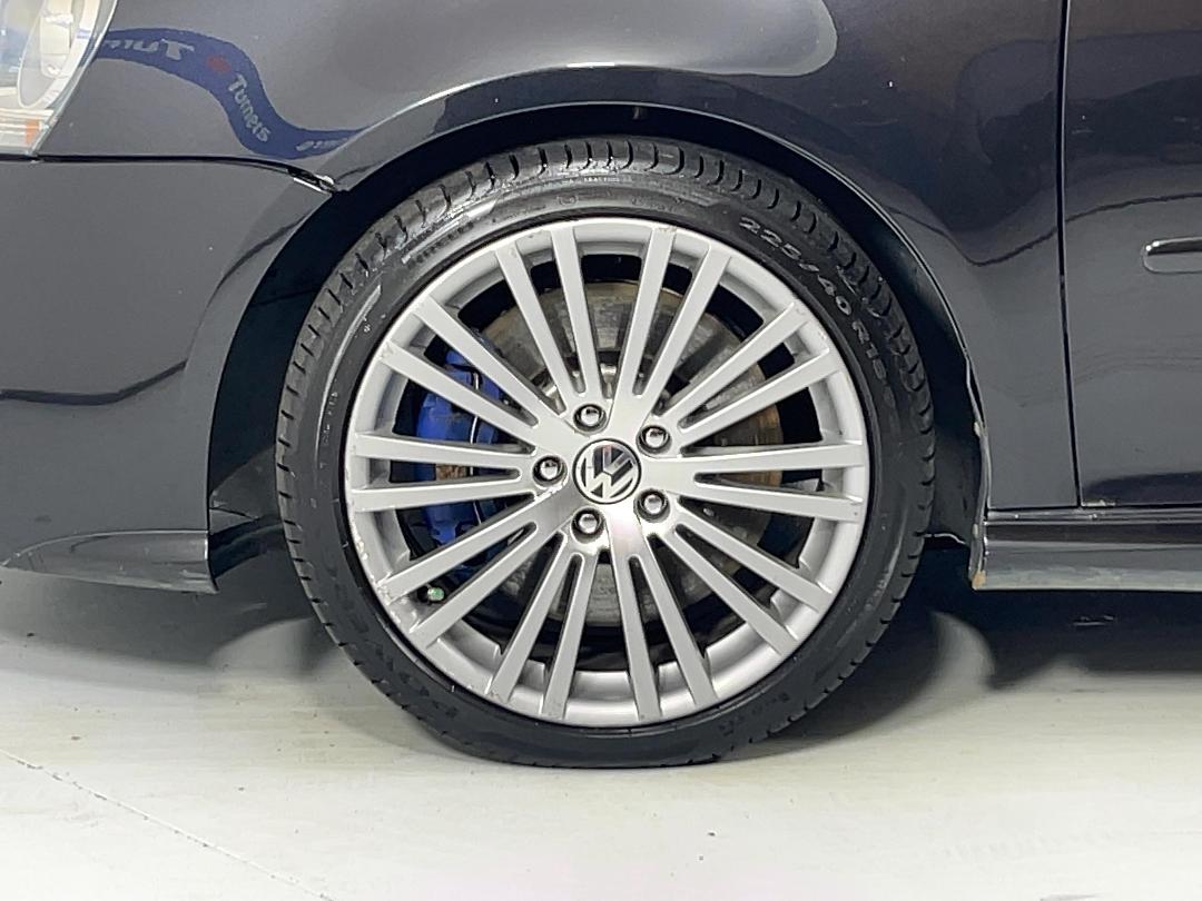 Photo '10' of Volkswagen Golf