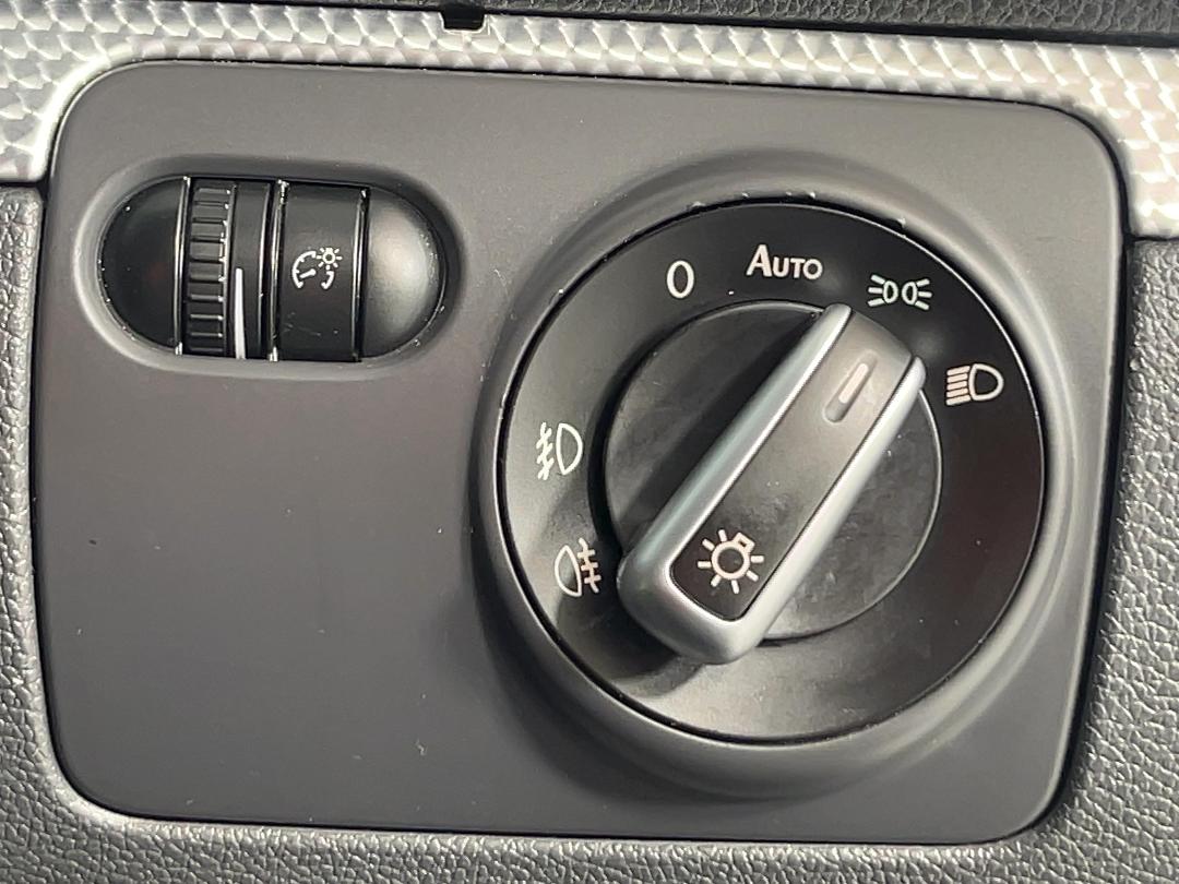 Photo '34' of Volkswagen Golf