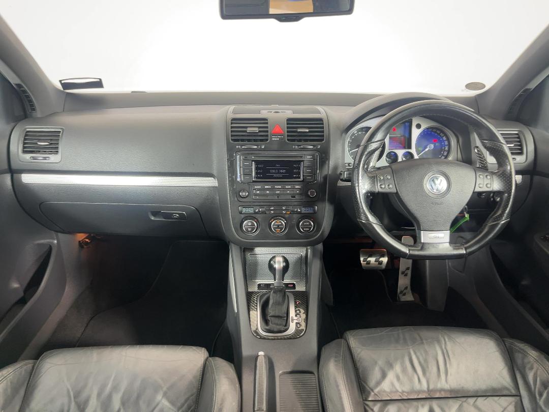 Photo '17' of Volkswagen Golf