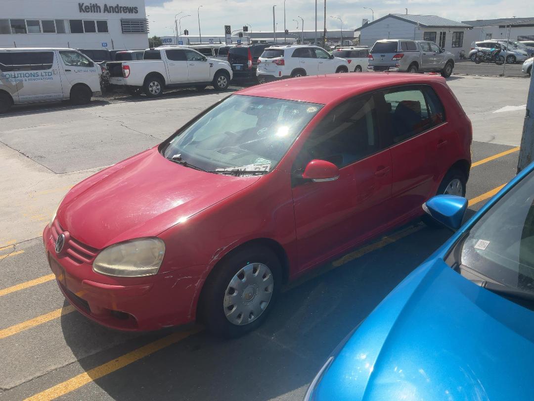 Photo '6' of Volkswagen Golf