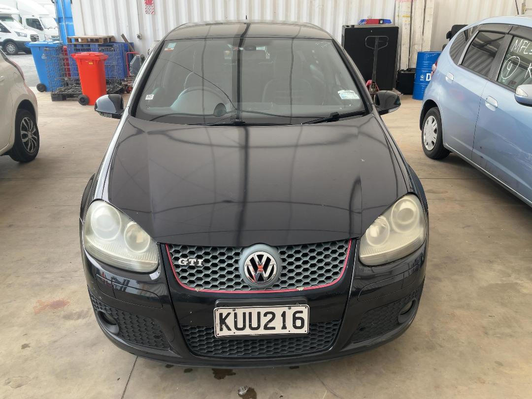 Photo '2' of Volkswagen Golf GTI