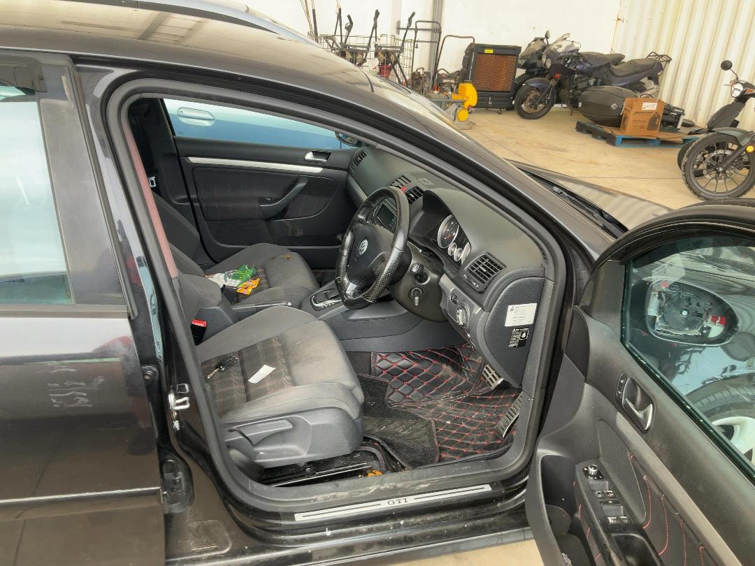 Photo '7' of Volkswagen Golf GTI