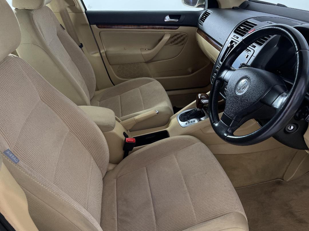 Photo '16' of Volkswagen Jetta Photo '16' of Volkswagen Jetta