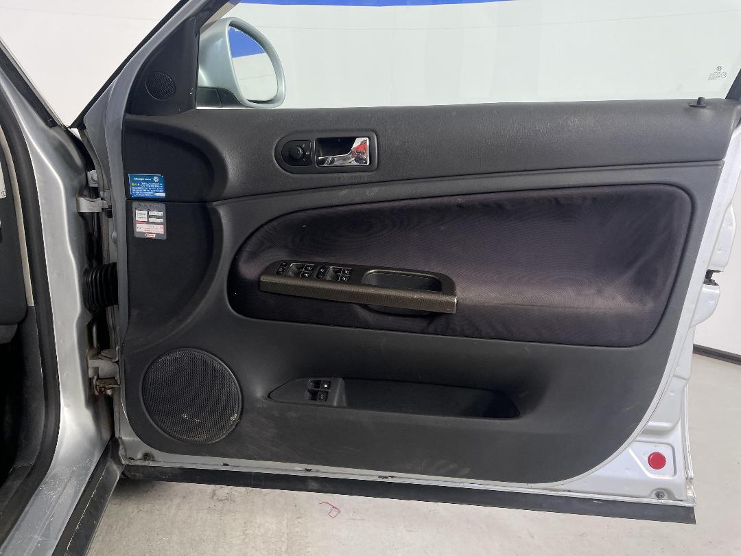 Photo '13' of Volkswagen Passat