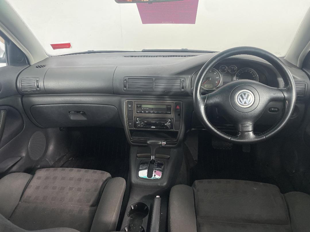 Photo '15' of Volkswagen Passat