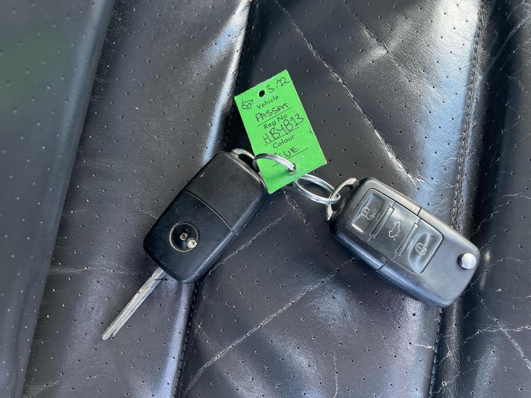 Photo '19' of Volkswagen Passat Photo '19' of Volkswagen Passat