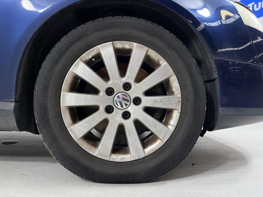 Photo '7' of Volkswagen Passat FSI