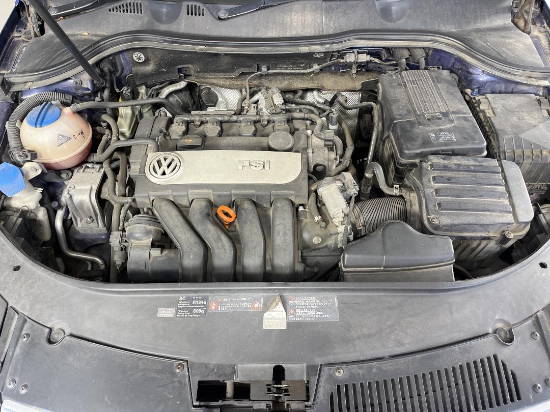 Photo '11' of Volkswagen Passat FSI