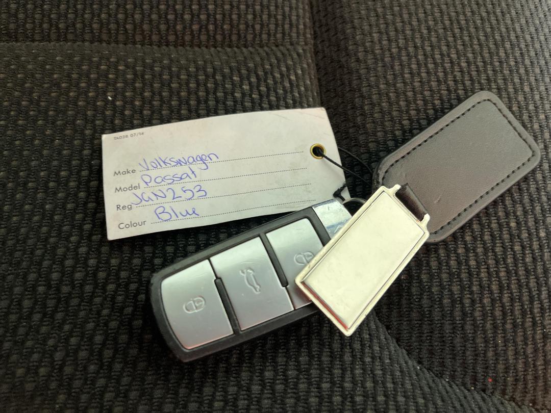 Photo '20' of Volkswagen Passat FSI