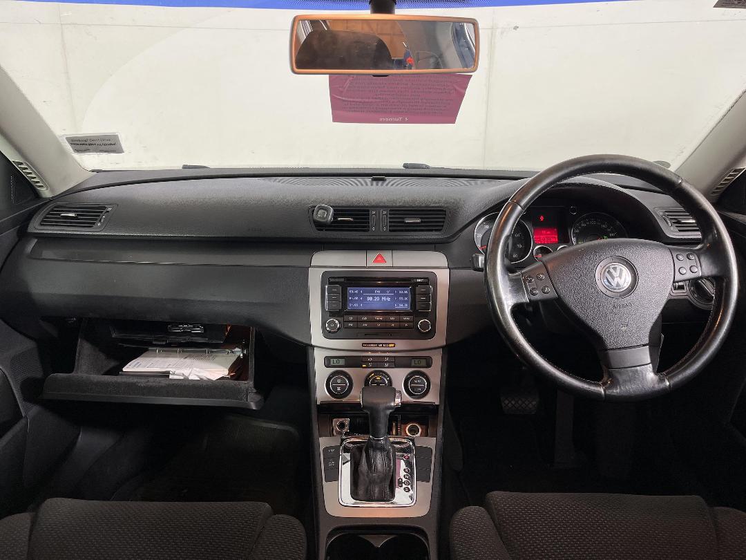 Photo '15' of Volkswagen Passat FSI