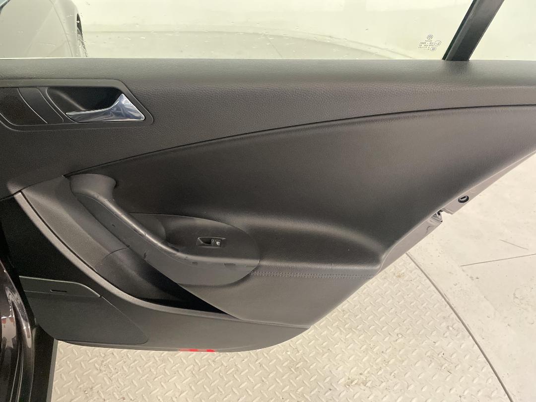 Photo '19' of Volkswagen Passat