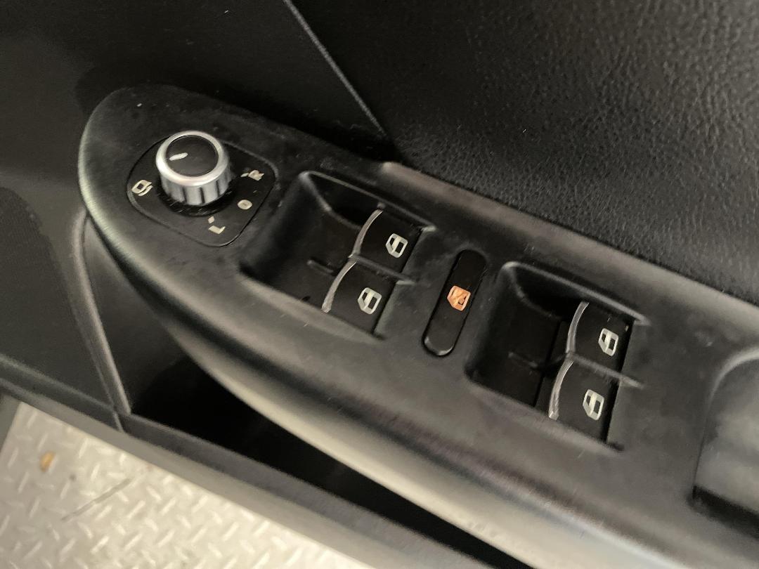 Photo '24' of Volkswagen Passat