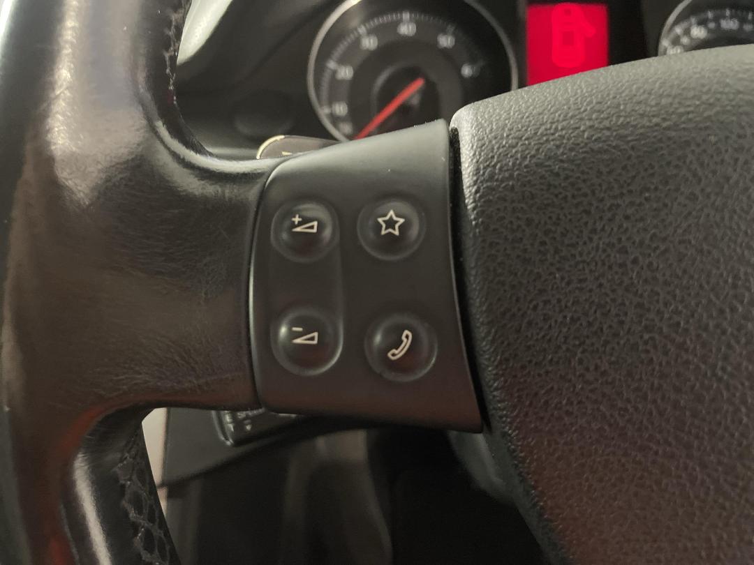 Photo '27' of Volkswagen Passat