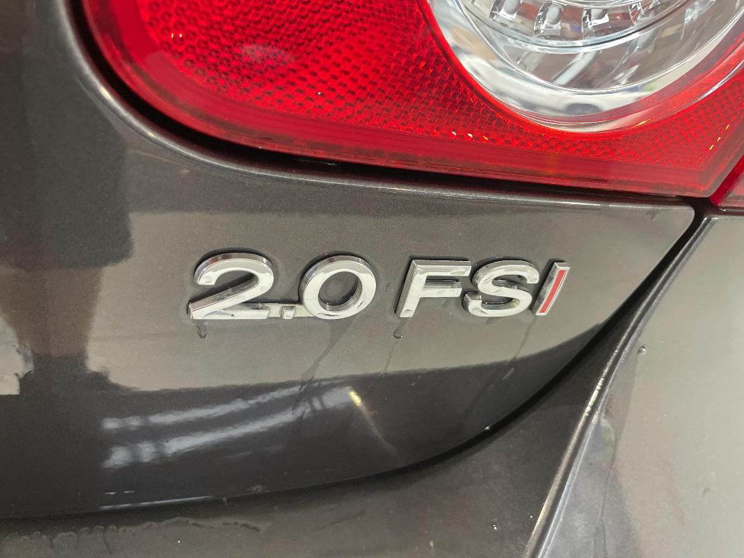 Photo '37' of Volkswagen Passat