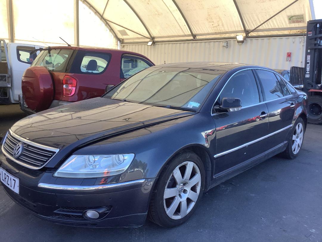 Photo '2' of Volkswagen Phaeton V8 TIP Photo '2' of Volkswagen Phaeton V8 TIP