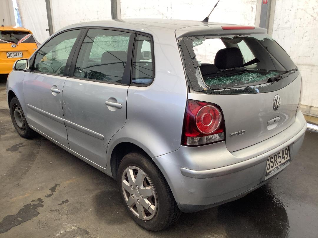 Photo '8' of Volkswagen Polo Photo '8' of Volkswagen Polo