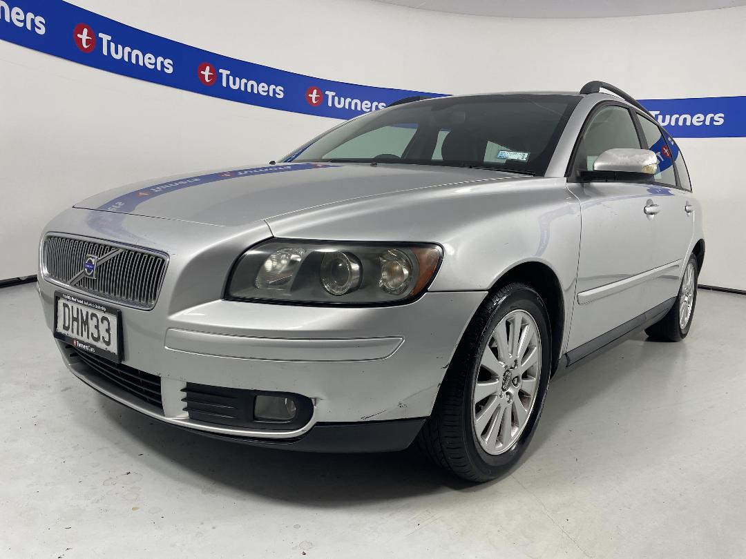 Photo '4' of Volvo V50