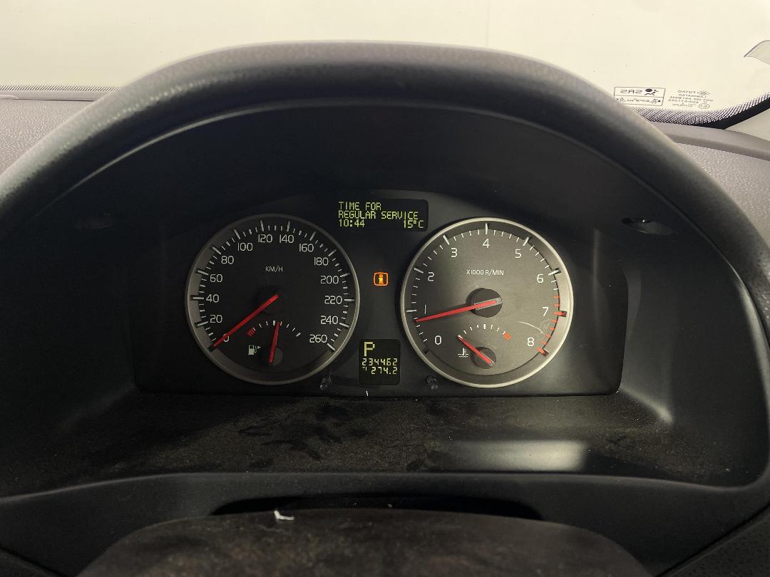 Photo '21' of Volvo V50